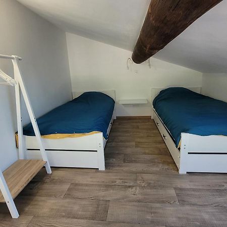Appartement Dans Mas Provencal Арл Екстериор снимка