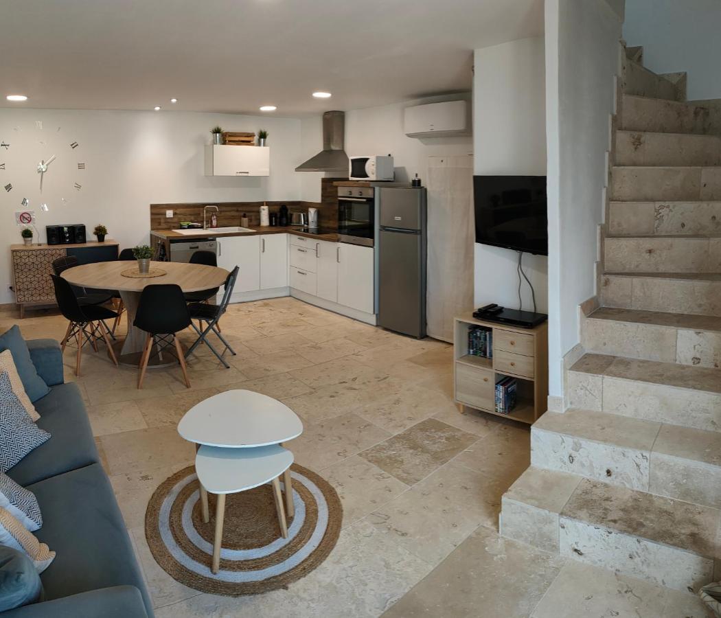 Appartement Dans Mas Provencal Арл Екстериор снимка